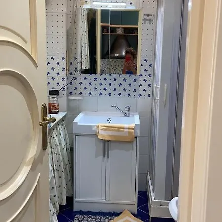 Hotel Dana House