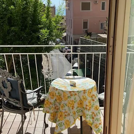 Dana House Napoli
