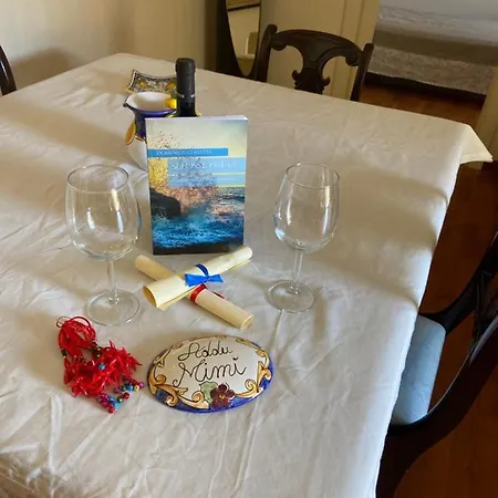 Hotel Dana House