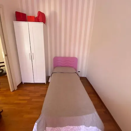 Hotel Dana House