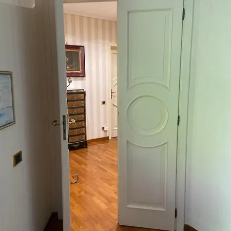 Hotel Dana House 4*