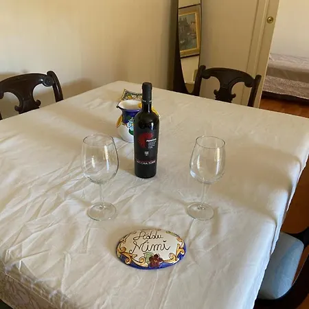 Dana House 4* Napoli