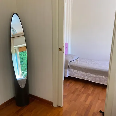 Dana House