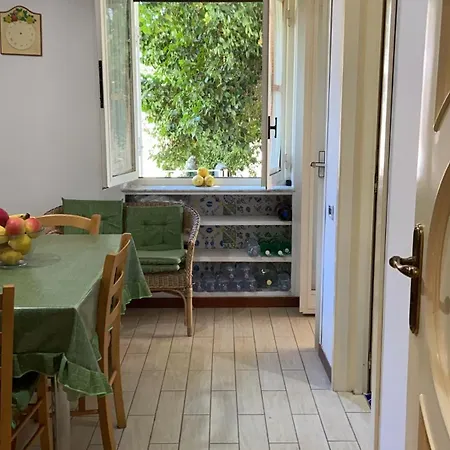 Dana House Napoli