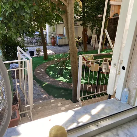 Hotel Dana House 4*